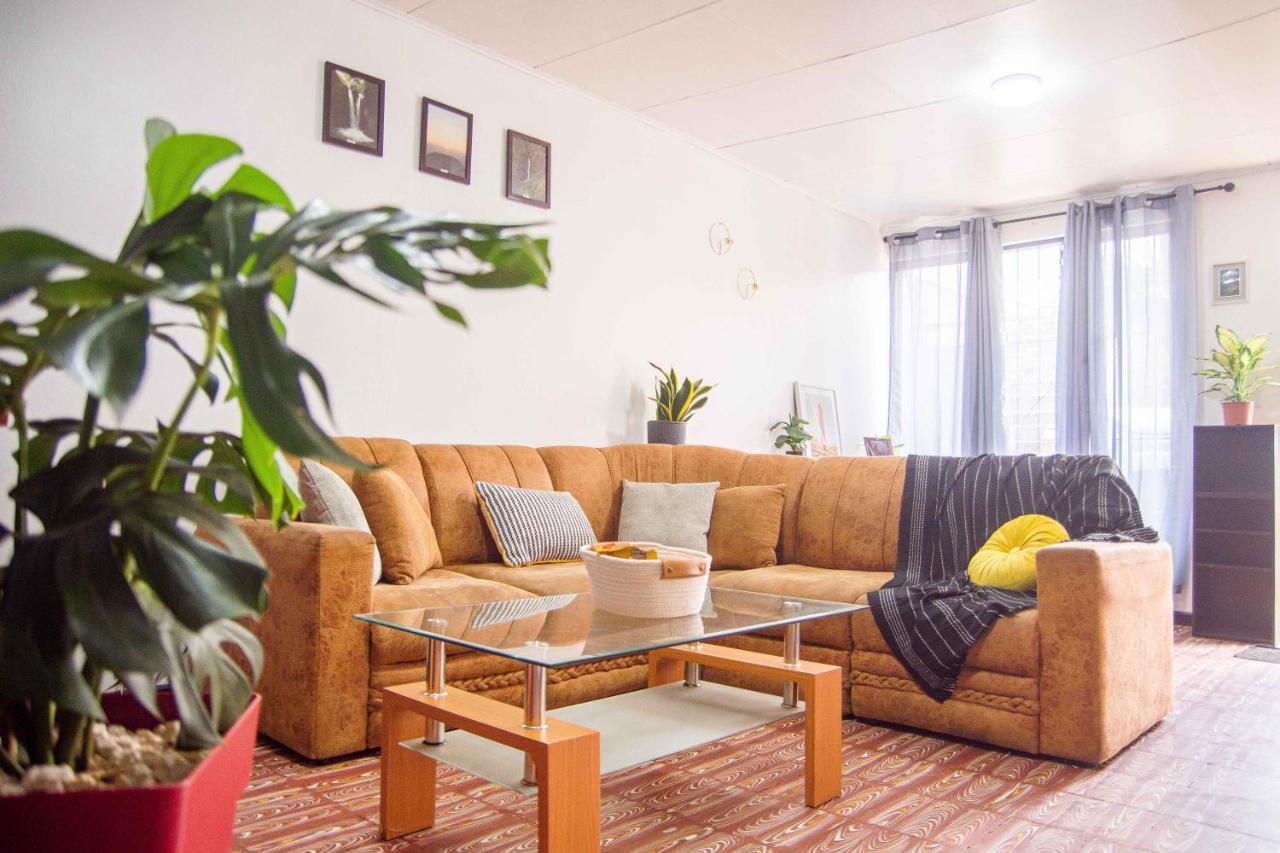 5 Min From The Airport - Perfect Stop Alajuela Zewnętrze zdjęcie